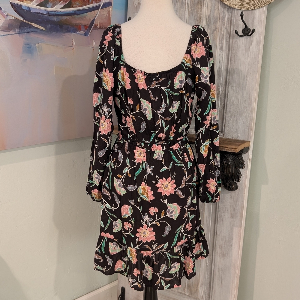 Hurley Floral Black Dress - Picture 3 of 8